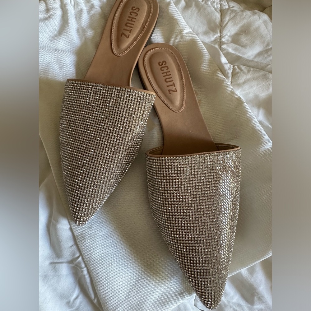 Schutz bling flats size 7.5 never worn